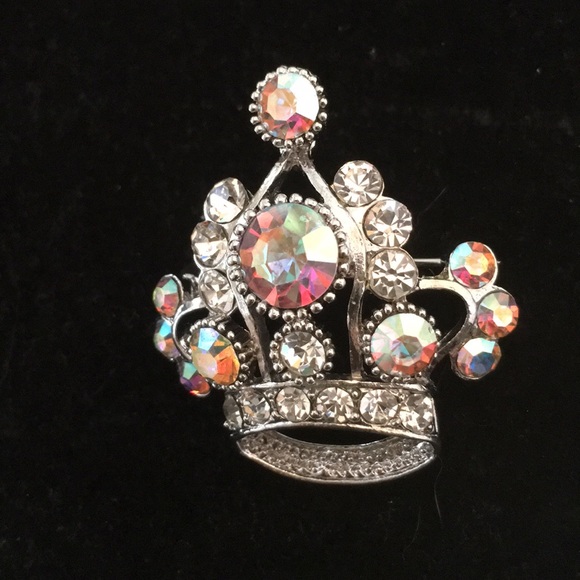 Vintage Crown - Picture 2 of 4